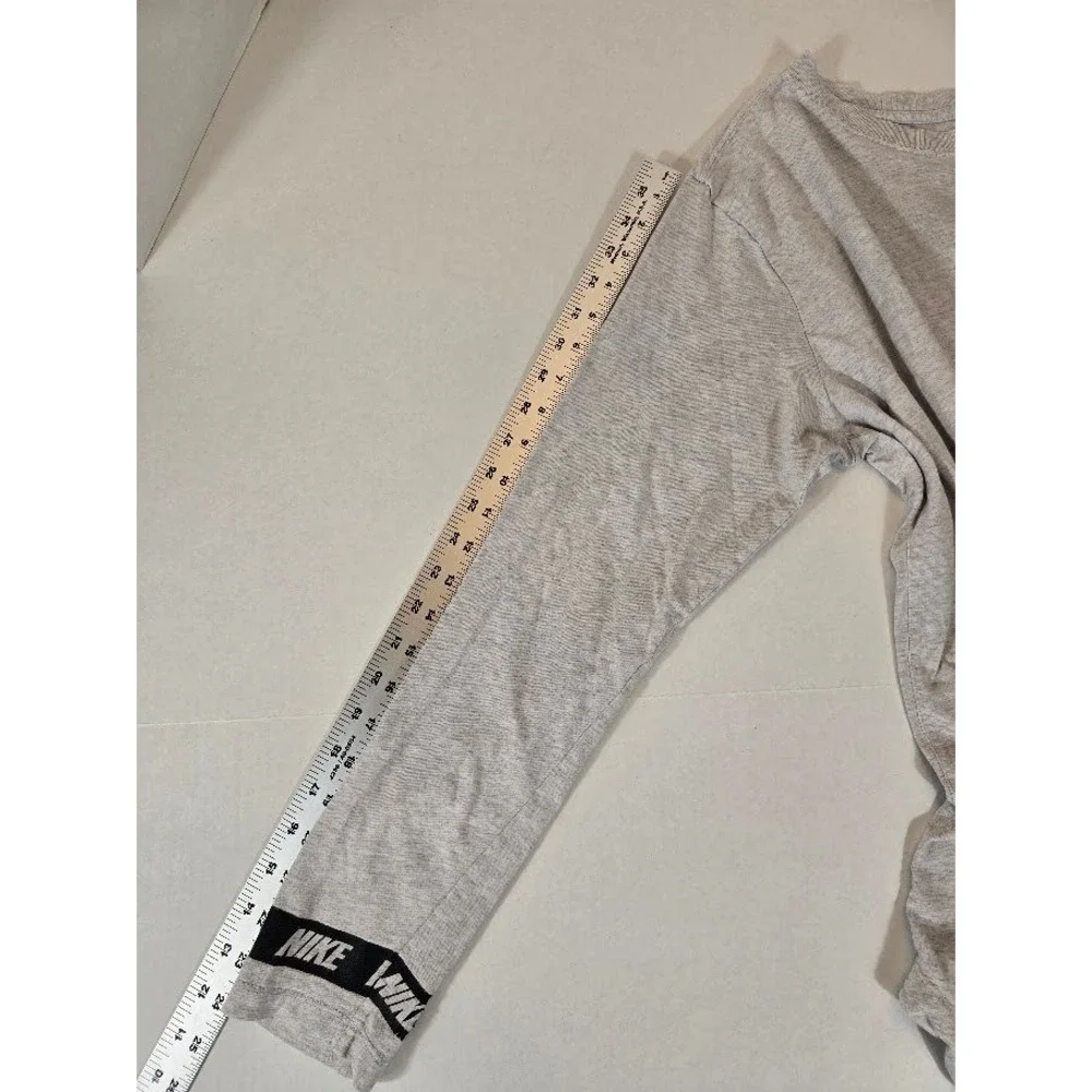Nike The Nike Tee‎ Long Sleeve Shirt Mens Gray Heather Logo M-READ DESCRIPTION